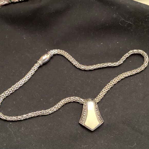 Silvertone and Ivory Magnetic Closure Necklace - Picture 3 of 5